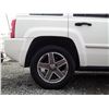 Image 35 : E6 --  2009 JEEP PATRIOT LIMITED 4X4, White, 210290 KM