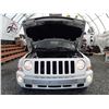 Image 37 : E6 --  2009 JEEP PATRIOT LIMITED 4X4, White, 210290 KM