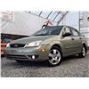 Image 2 : A12 --  2007 FORD FOCUS ZX4, Grey, 210896 KM  "NO RESERVE"