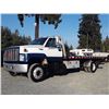 Image 1 : 0A --  1995 GMC TOPKICK C6H042 TOW TRUCK, WHITE, 669,933 KMS