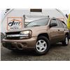 Image 2 : A12E --  2002 CHEVROLET TRAILBLAZER 4X4, Brown, 278690 KM