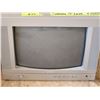 Image 2 : 13" CRT Tv with Remote (Works)