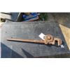 Image 2 : Vintage 24" Pipe Wrench