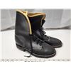 Image 3 : Leather Work Boots Hand Made by Hutterite Colony - Men's Size 6