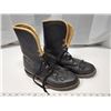 Image 2 : Leather Work Boots Hand Made by Hutterite Colony - Men's Size 7