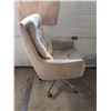 Image 2 : Vintage Beige Fabric Computer Chair