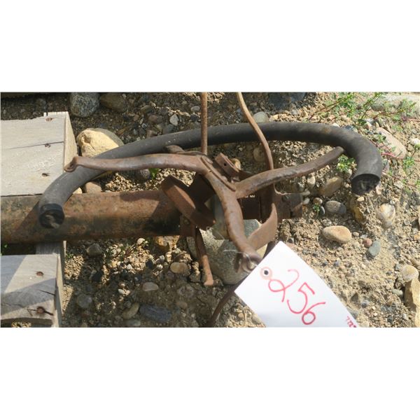 antique 30's - 40's ford model A or T steering wheels & column