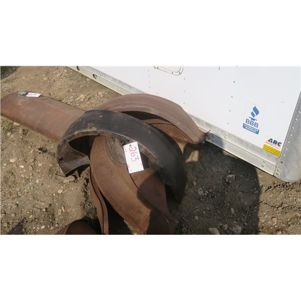 4 misc. ford model A or T fenders