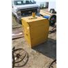Image 3 : Yellow HD Fuel Tank - 27x28x36H"