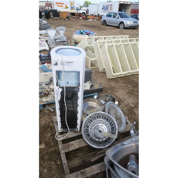 Misc. household items & 3 car hub caps