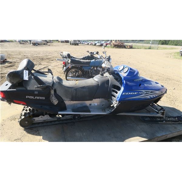 2007 Polaris 550 EDGE touring snowmobile, blue (untested )