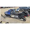 Image 7 : 2007 Polaris 550 EDGE touring snowmobile, blue (untested )