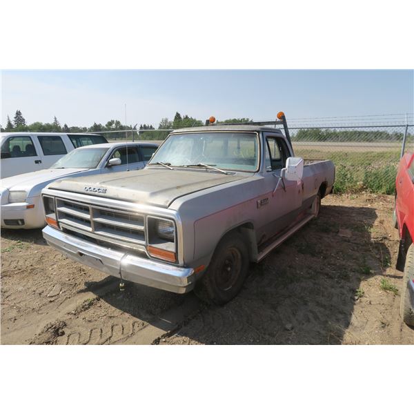 1982 Dodge Ram 150 Custom Propane 1B7HD14Z0CS279691 (No Keys) Sold As Is - ODO: 73862