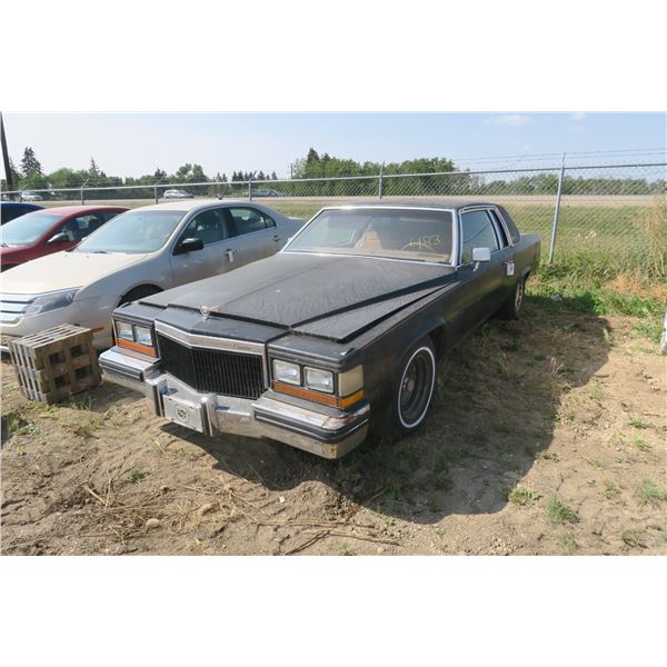 1980 Cadillac Deville V8 6D476A9127354 (No Keys) Sold As Is - Odo: 11884km