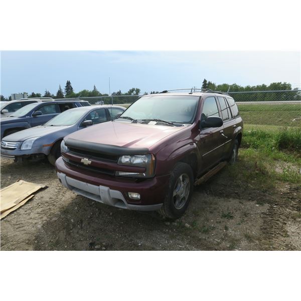 2005 CHEV TRAILBLAZER LT 4WD 1GNDT13S852207105 (No Keys) Sold As Is