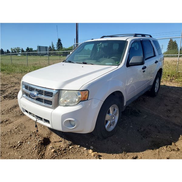 2009 FORD ESCAPE XLT V6 4WD 1FMCU93G39KB18037 (NO KEYS) Sold As Is