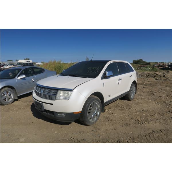 2009, LINCOLN MKX AWD - 2LMDU88C59BJ13067 - (Has Keys) Sold As Is