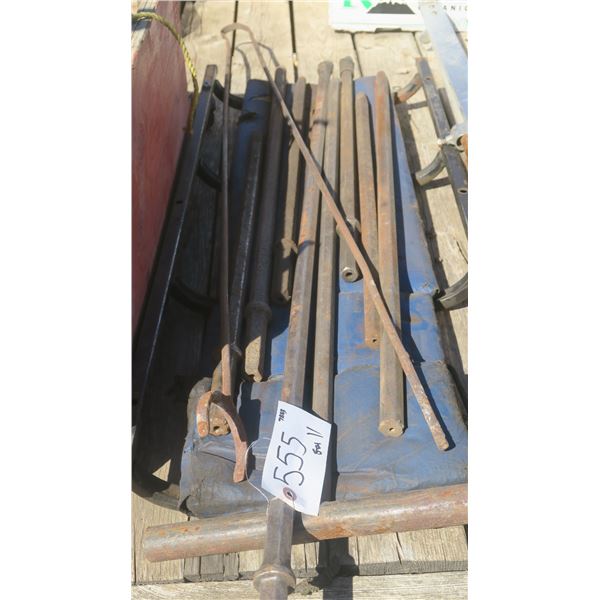 Blue creeper with 8 power hammer bits