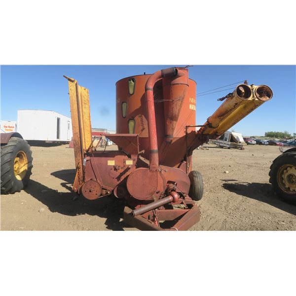 New holland 357 feed mixer