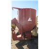 Image 7 : New holland 357 feed mixer