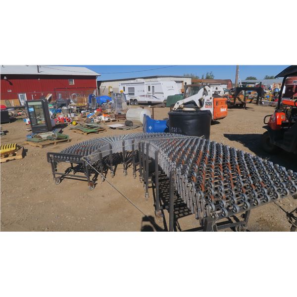 Flexible cargo loader ramp