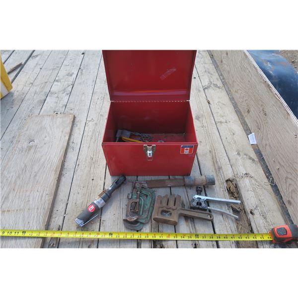 Metal Toolbox & Tools