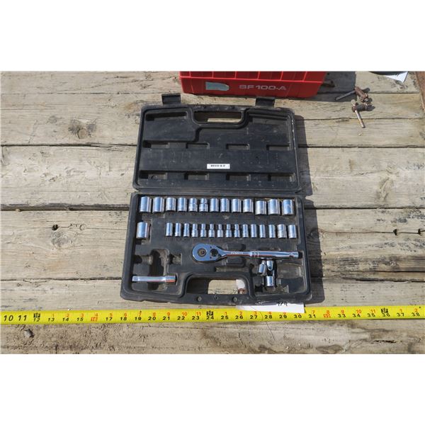 Stanley 1/4" & 3/8" Socket Set - Almost Complete