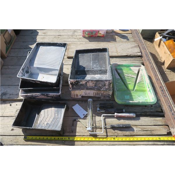 Paint Trays & Rollers