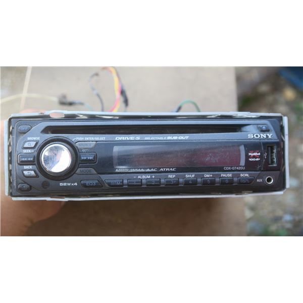 Sony Stereo head unit (working)