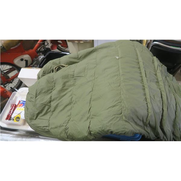 Set of 2- military sleeping bags