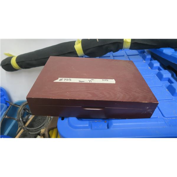 55 pc Cutlery set in wood box