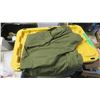 Image 6 : Pair of military wet weather trousers size 7334, pair of BDU's green size 6x