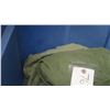 Image 3 : 2 military sleeping bags liners, one on good shape, one has rips.