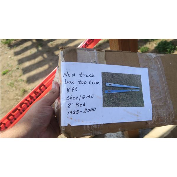 DeeZee side rails covers 1988-2000 8ft Chev / GMC