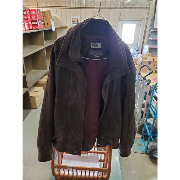 Hemingway men's leather jacket size 40 (fits 42 also) Made in Canada