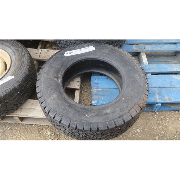 Single tire BF Goodrich rugged trail T/A LT265/70R17