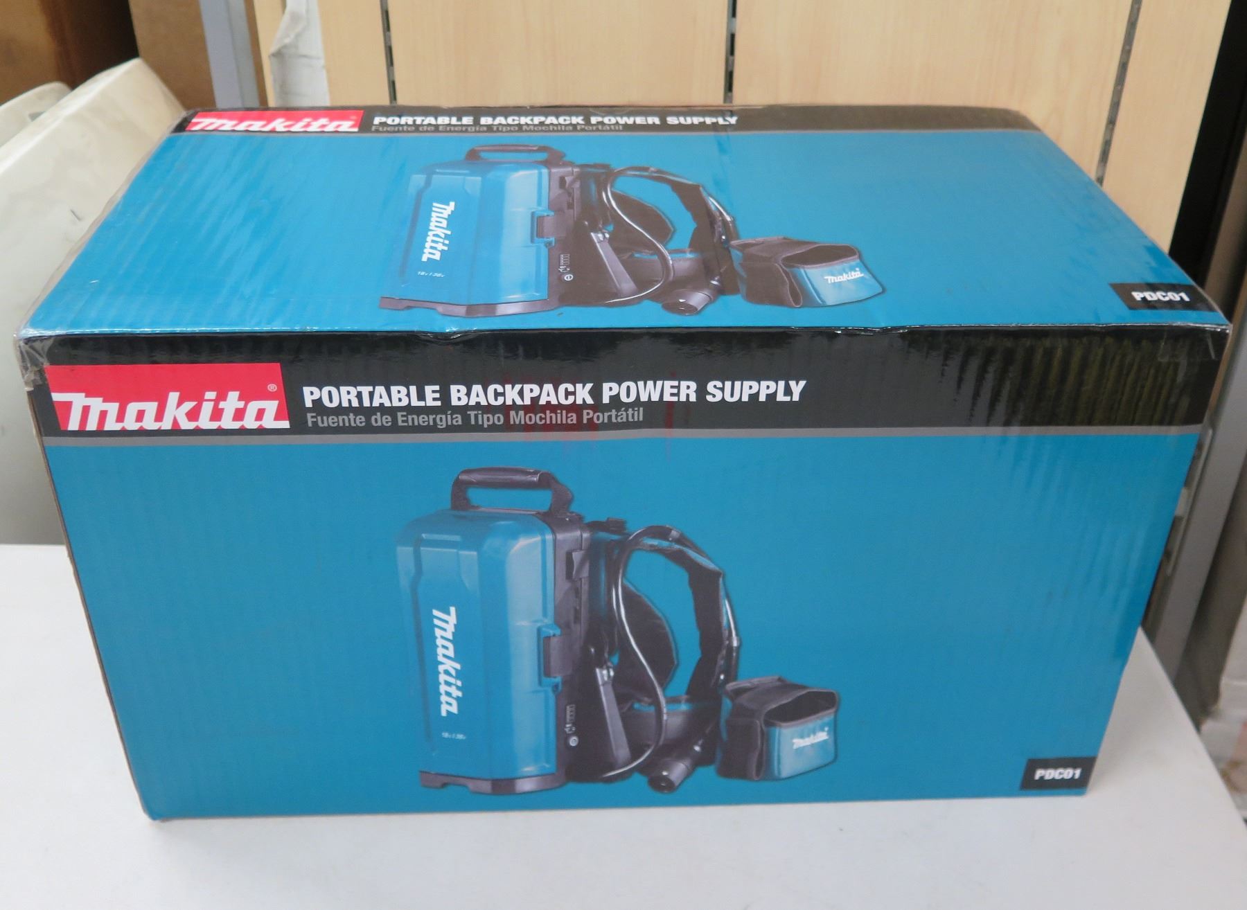 Makita Portable Backpack Power Supply PDC01 New in Box