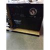 Image 2 : HOBART 2410 WIRE FEED WELDER