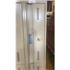 Image 2 : 6 BANK LOCKER