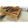 Image 2 : BOX OF RUSTIC WOOD AND TIN PLANTERS