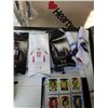 Image 8 : LOT OF CANUCKS AND HOCKEY COLLECTIBLES