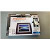 Image 1 : SYLVANIA 8 INCH DIGITAL PHOTO FRAME AND BLUEBLOCK FILTERING GLASSES