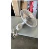 Image 1 : WALL MOUNTED 18" HURRICANE FAN WITH BRACKET WORKING