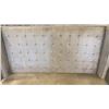 Image 2 : UPHOLSTERED BUTTONBACK BENCH