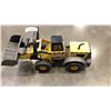 Image 2 : TONKA DUMP TRUCK AND FRONT LOADER