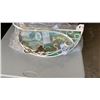 Image 2 : 2 TABLE TOP RUNNERS AND GLASS TOP METAL WALL SHELF