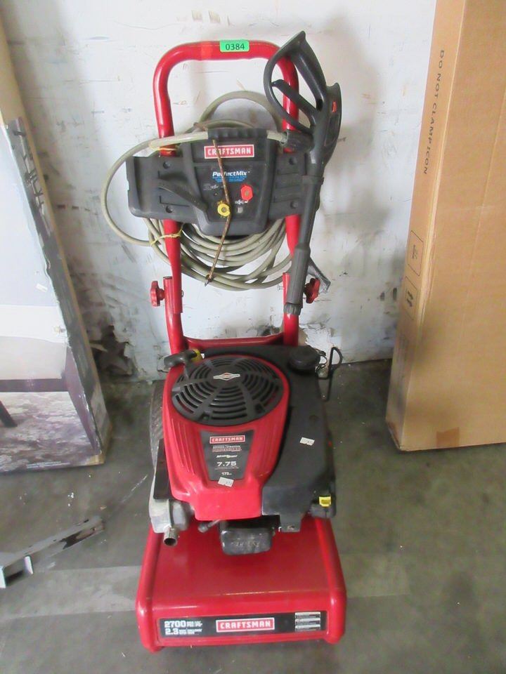 Craftsman Gas Pressure Washer - Has Hose