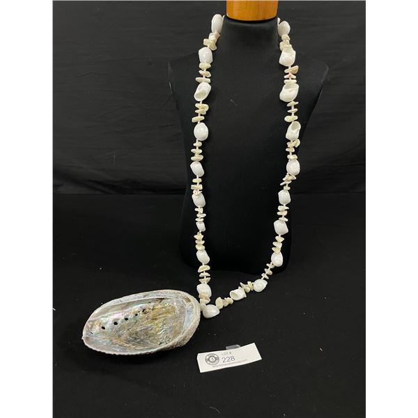 Long shell necklace Clearance