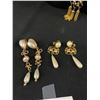 Image 2 : Gold Necklace w/ Circle Pendant and 2 Pairs of Pearl Earrings