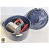 Image 1 : LARGE POT W/ ASSORTED S/S BOWLS AND SIFTERS